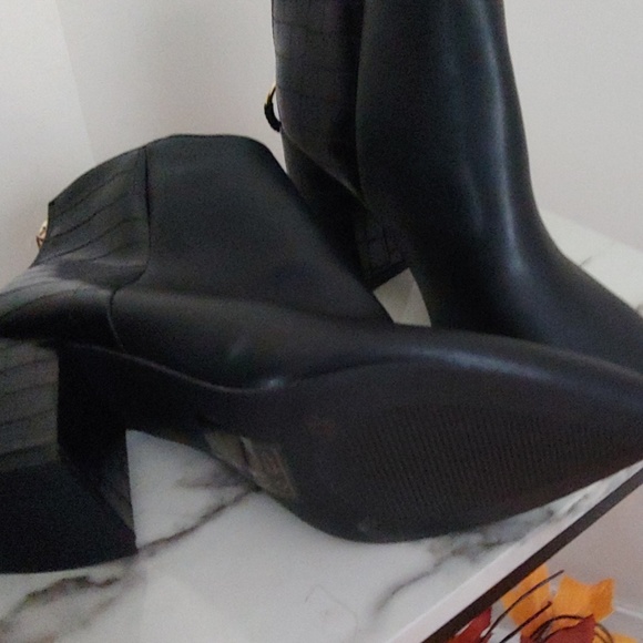 Brand new in my closet with and without tags - Picture 5 of 7